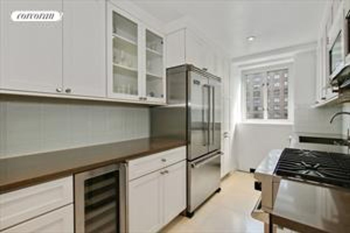 Foto del edificio - 200 E 66th St