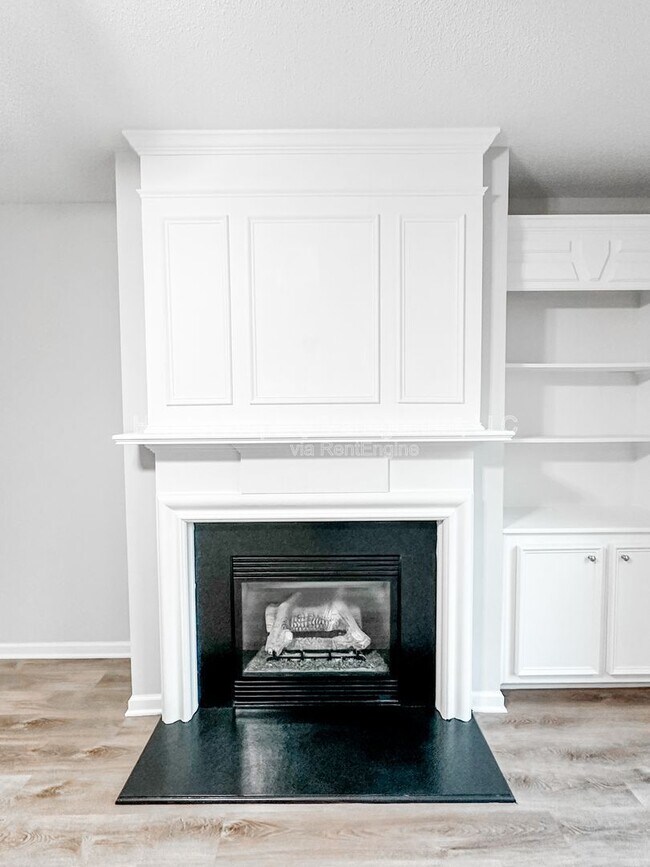 Foto del edificio - 139 Riverstone Commons Cir