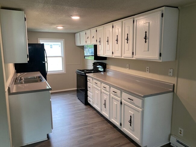 Building Photo - Large 2 bedroom for rent Perry