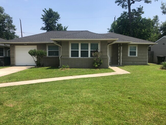 5307 Cortelyou - 5307 Cortelyou Ln