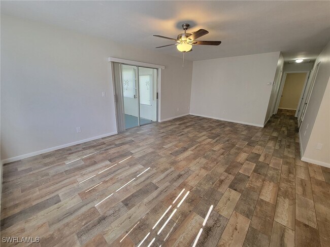 Foto del edificio - 209 Rockcliff Ave