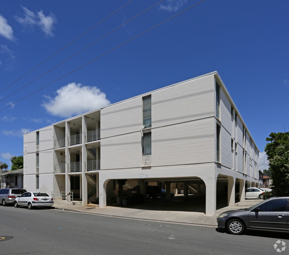 Building Photo - 3112 Brokaw St