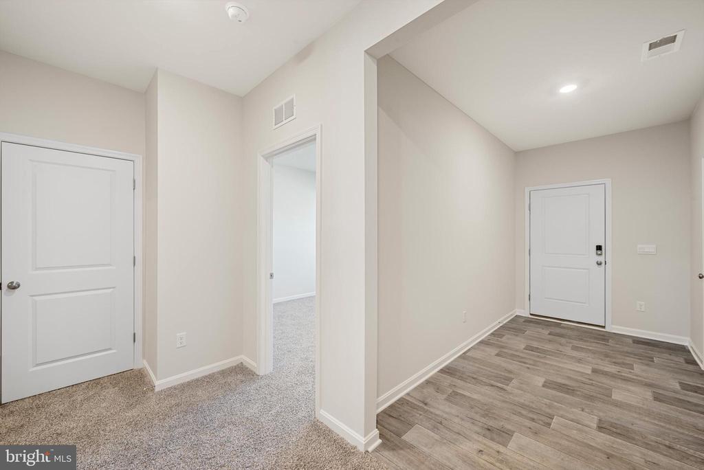 Primary Photo - 110 Clerkenwell Dr