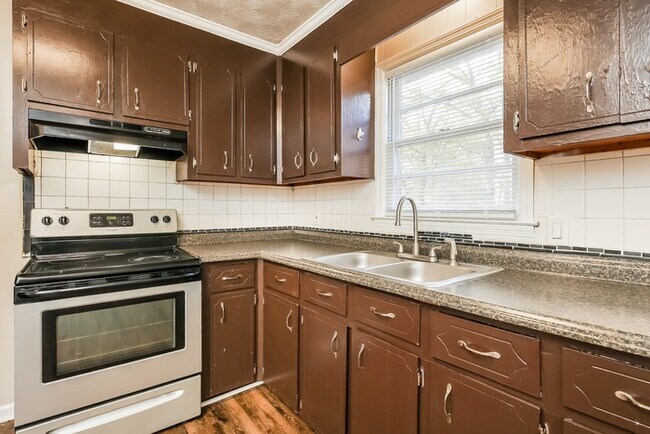 Foto del edificio - 1326 Jackwood Ct