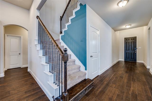 Foto del edificio - 8613 Tutbury Pl