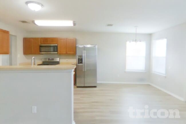 Building Photo - 302 Bird Dog Bend