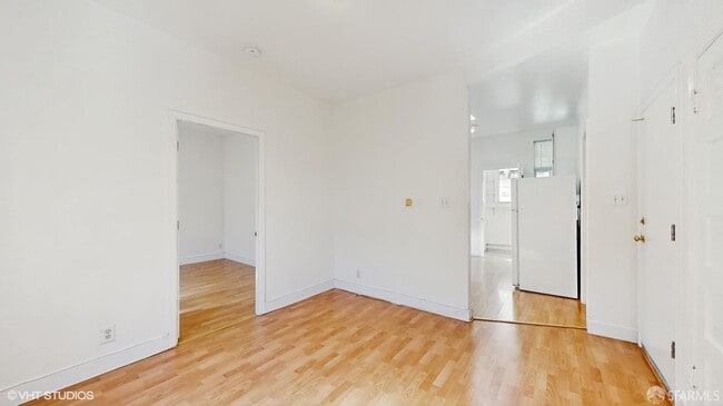 Building Photo - 847 Vallejo St.