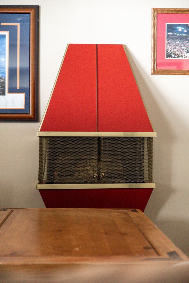 Foto del edificio - 2510 Cherry Ln