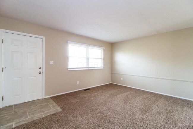 Foto del edificio - 1880 Queensrowe Pl