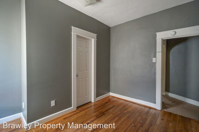 Foto del edificio - 3 br, 2 bath House - 521 N. Dunn St