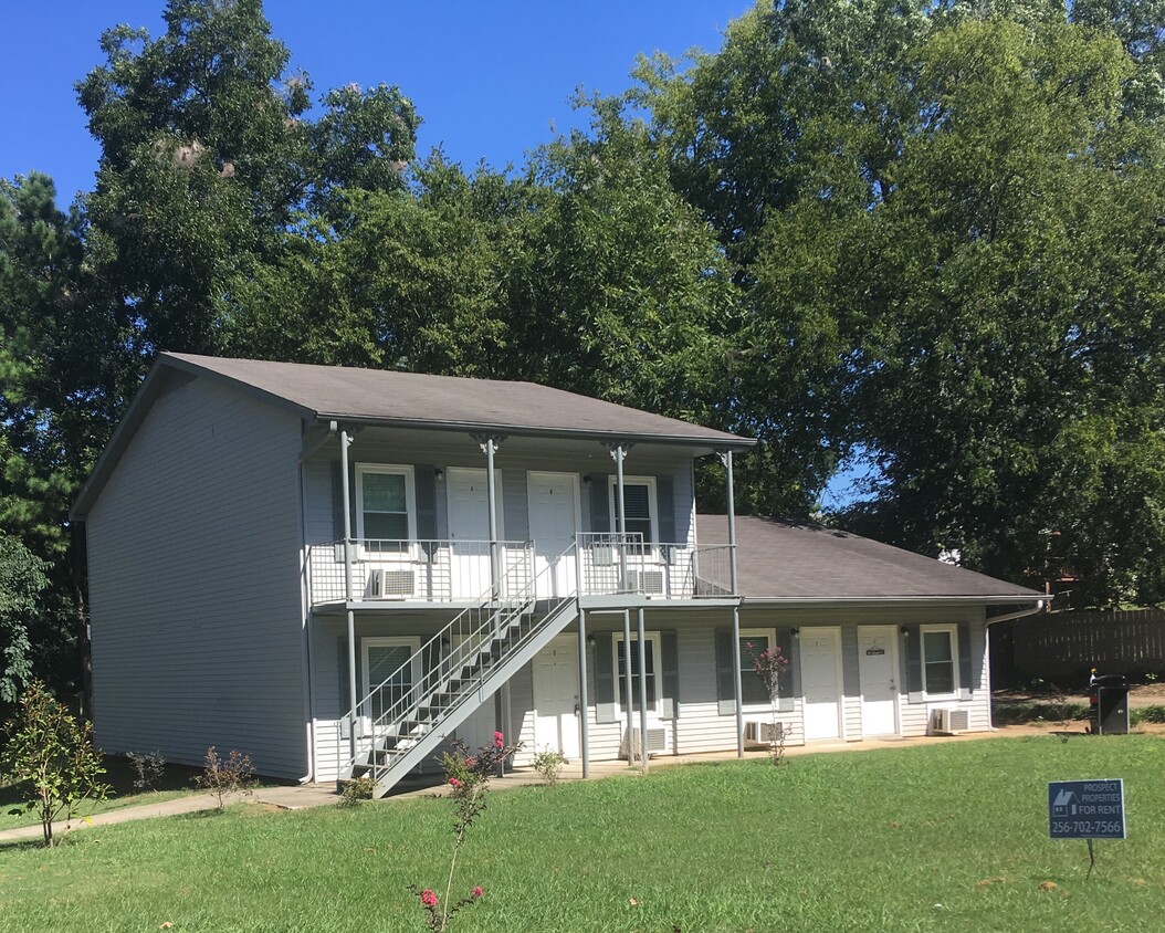 918 Prospect St Unit Apartment B, Florence, AL 35630 Apartments in