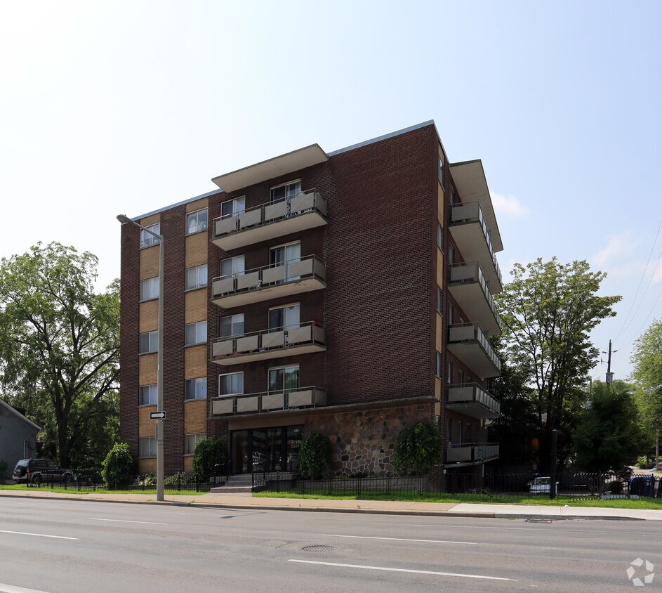 Primary Photo - Cathedral Suites