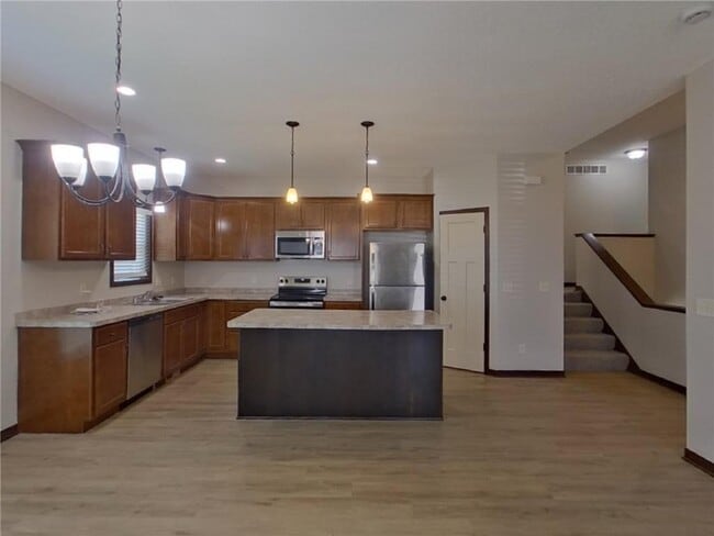Building Photo - 1074 Landings Ln