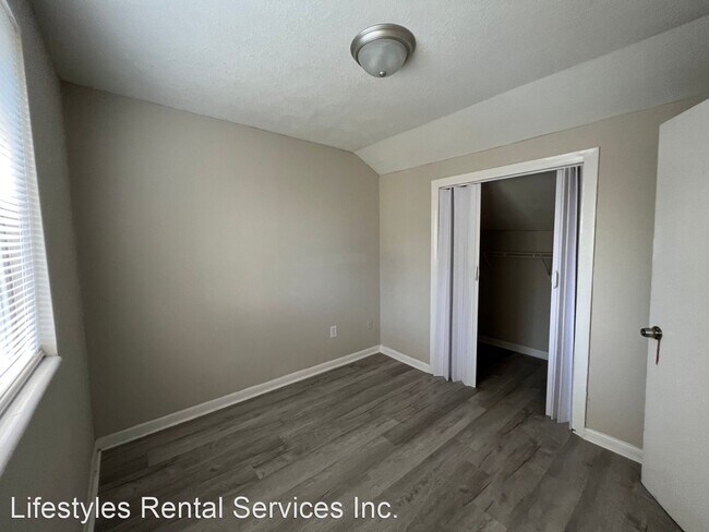 Foto del edificio - 3 br, 2 bath House - 2381 W 1st St.