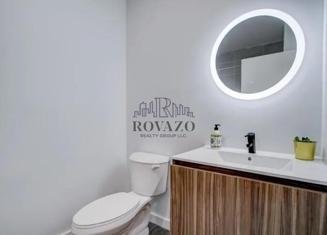 Building Photo - 486 Market St