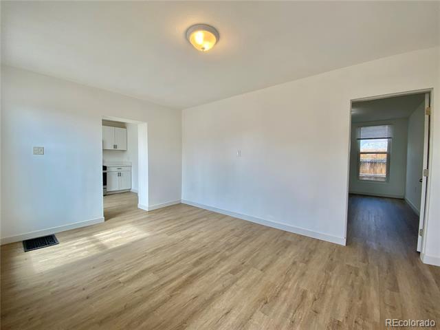 Building Photo - 2422 W Vermijo Ave