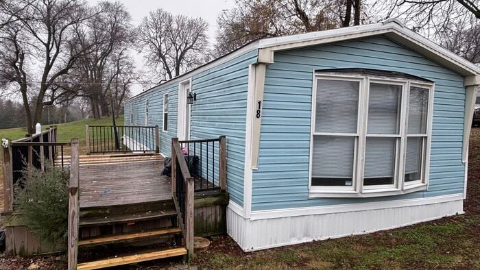 Foto principal - Newly Remodeled Home For Sale