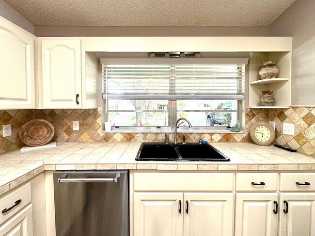 Foto del edificio - Charming 2BR House in Ocala