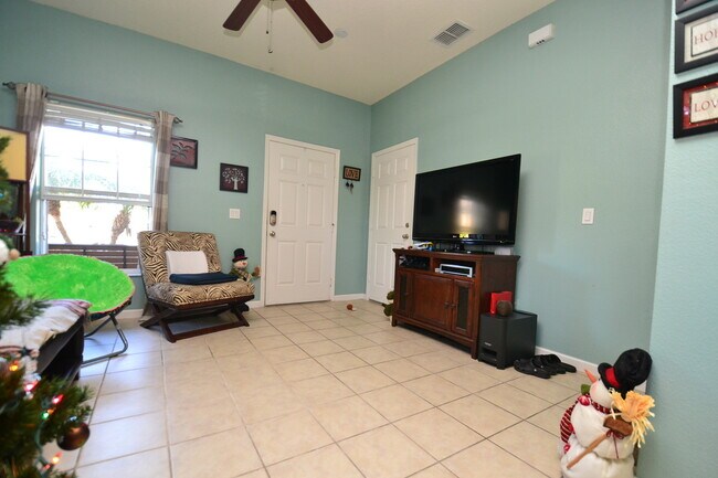 Foto del edificio - Large, End Unit 5B/3.5B Townhome - Gated Community, Heritage Commons