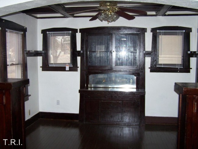 Building Photo - 1509 7th Ave