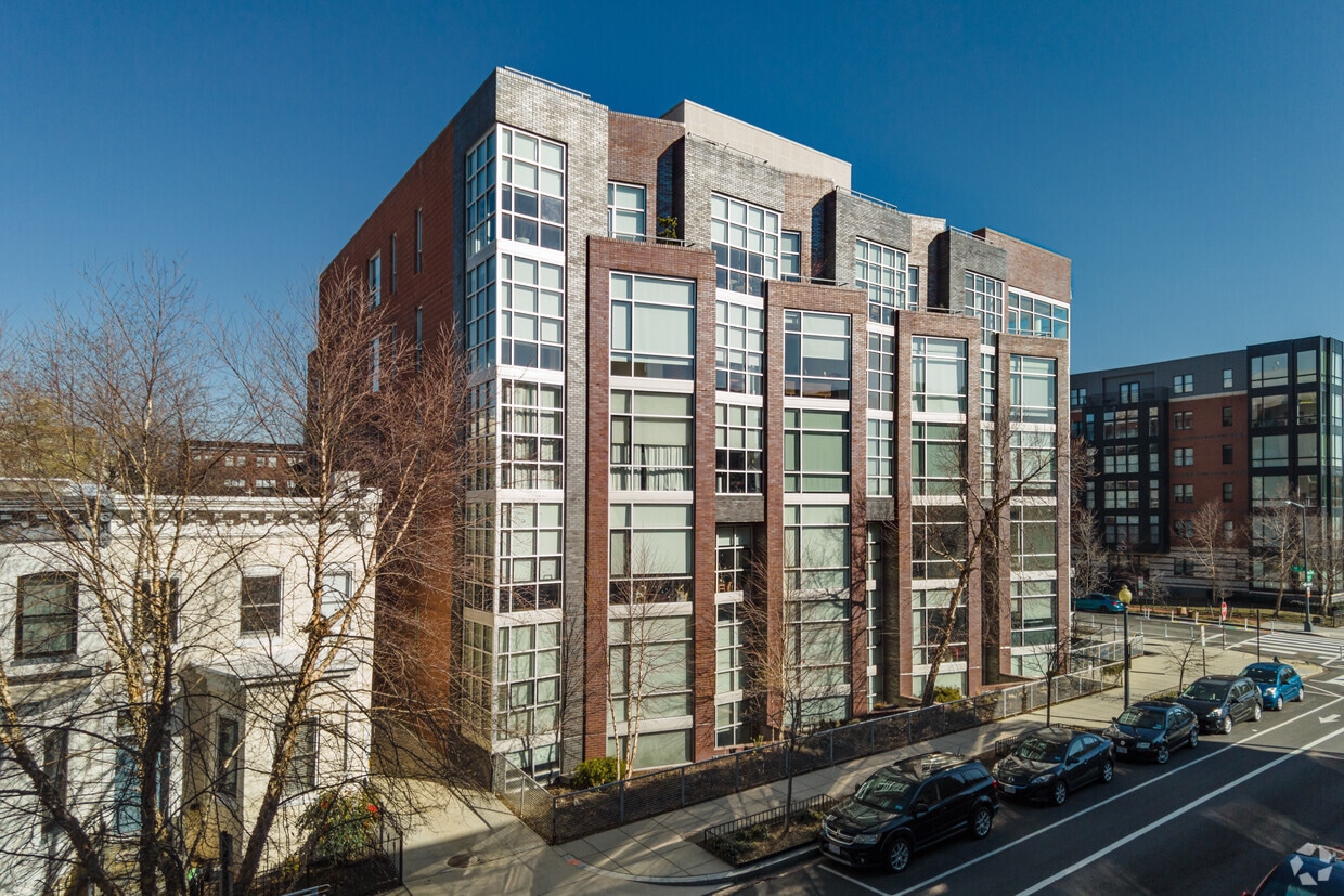 Beauregard Condos Apartments in Washington, DC