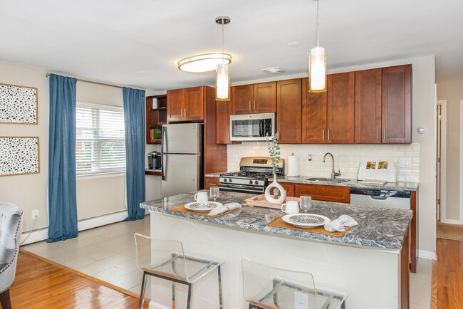 Building Photo - The Crossings at Menlo Park