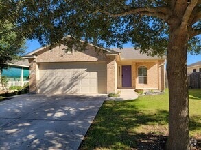 Building Photo - 2123 Wiltshire Dr