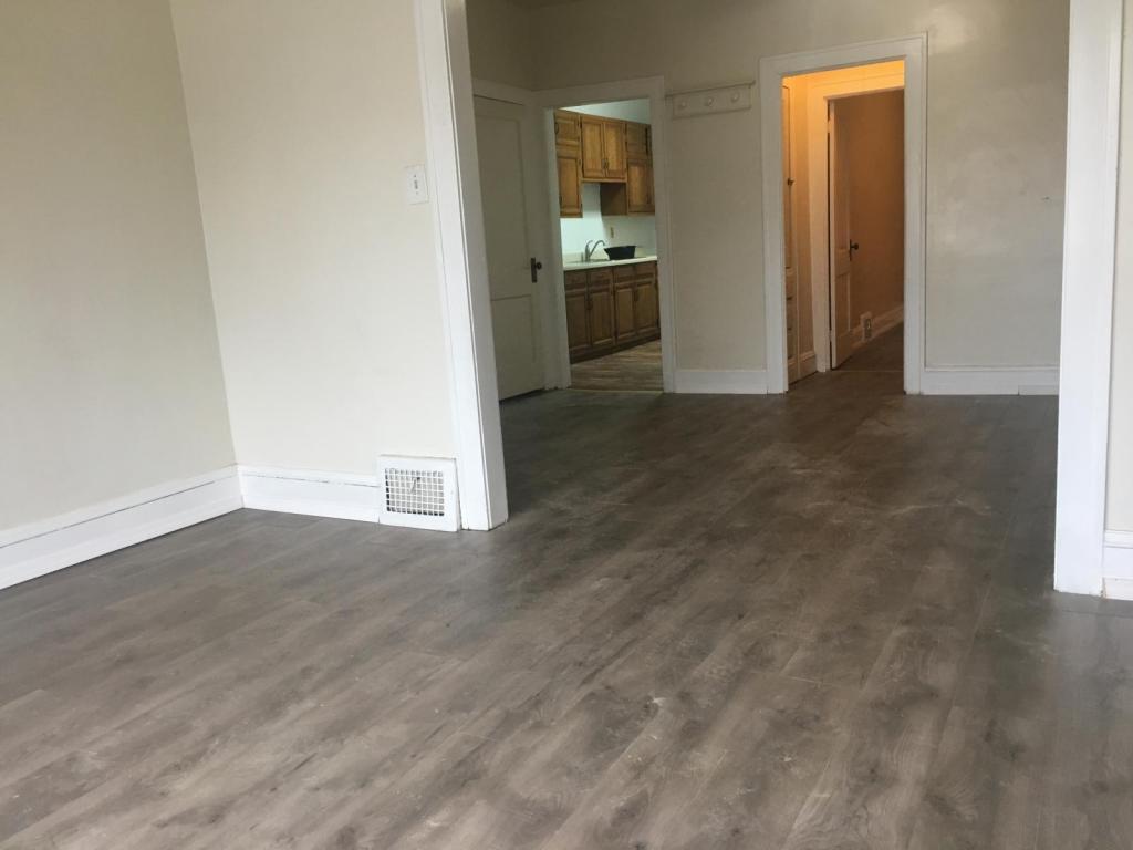 Building Photo - 1681 Waterbury Ave, Unit 2