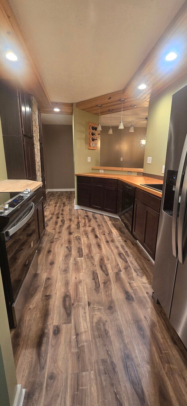 Foto del edificio - 1515 Lingo St