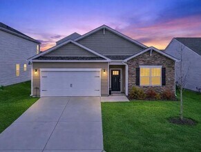 Building Photo - 462 Fenwick Dr