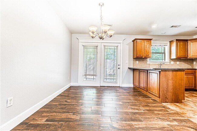 Foto del edificio - 802 Baker St NW