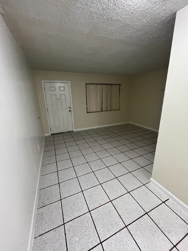 Foto del edificio - 2260 W 53rd Pl