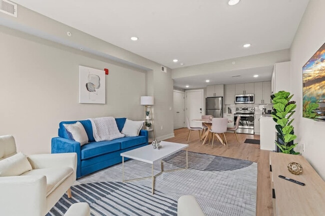 Building Photo - 916 N Delaware Ave