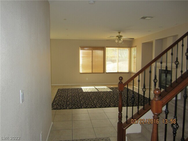 Foto del edificio - 9193 Placer Bullion Ave