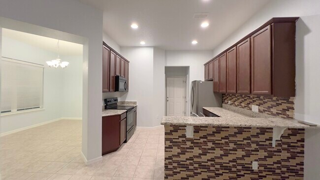 Foto del edificio - 1088 Avila Ln