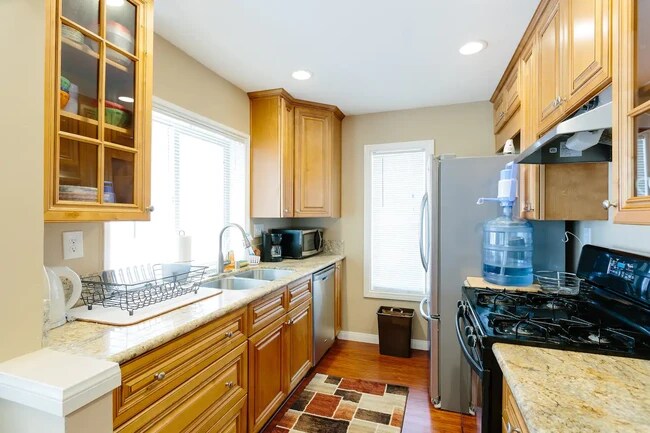 Building Photo - 10774 Dabney Dr