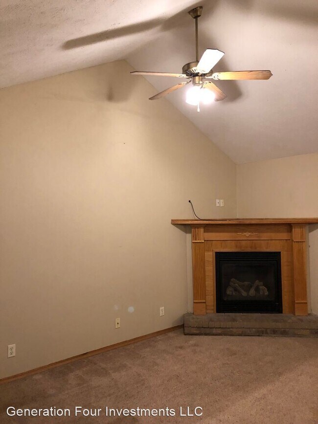 Building Photo - 2 br, 2 bath House - 4025 S Fort