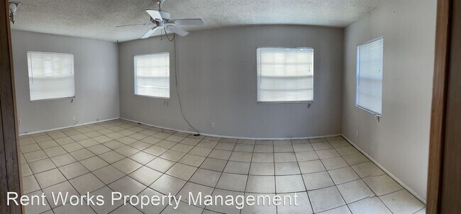 Building Photo - 4 br, 2 bath House - 5794 109th Avenue