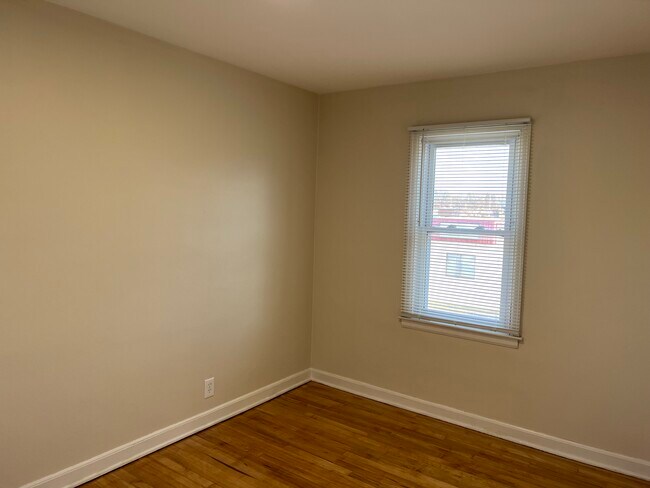 Building Photo - 3075 N 80th St
