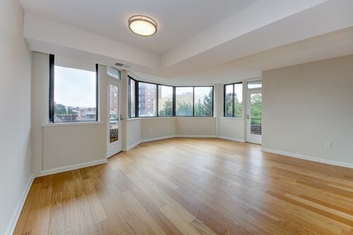 Foto del edificio - 1200 S St NW