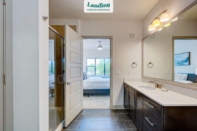 Foto del edificio - 3700 Mapleshade Ln