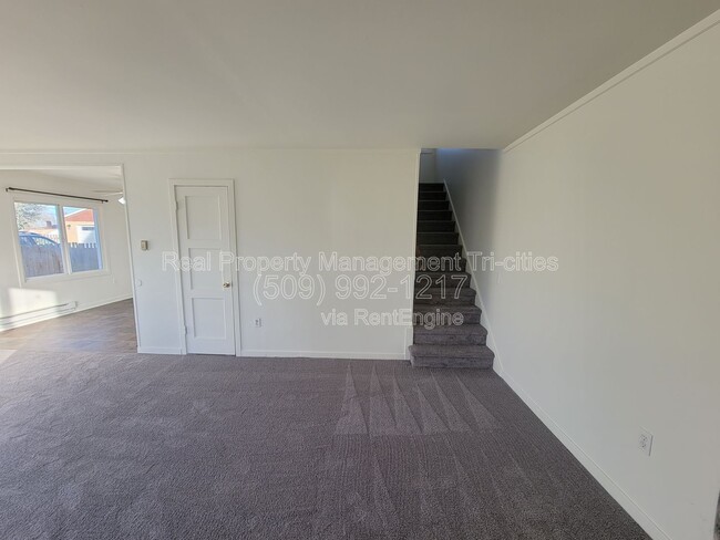 Foto del edificio - 1204 Marshall Ave