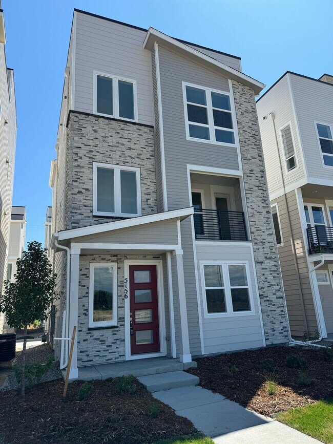 Photo - 5156 N Robb St House