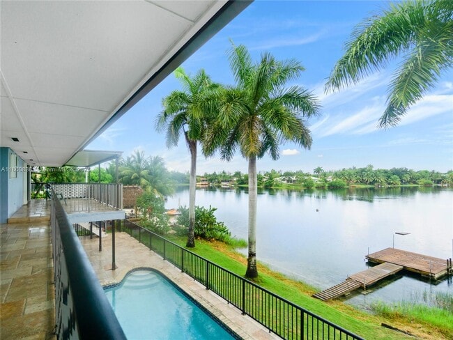 Foto del edificio - 8034 SW 199th Terrace