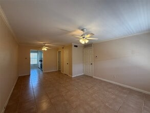 Building Photo - 1223 Augusta Dr