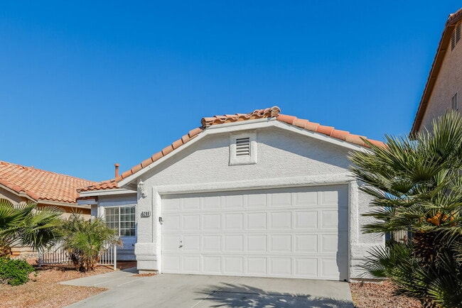 Foto del edificio - 5208 Still Breeze Ave