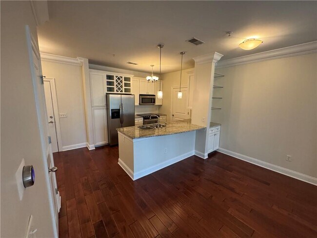 Foto del edificio - 901 Abernathy Rd NE