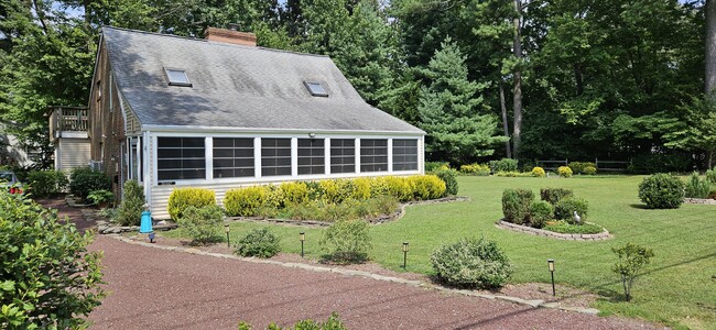 Residencia de apartamentos - 26447 Bay Farm Rd