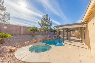 Building Photo - 8217 Cabin Springs Ave