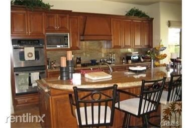Building Photo - 49745 Rancho San Julian